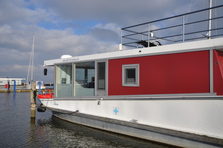 Floating 30 - Haus Paula