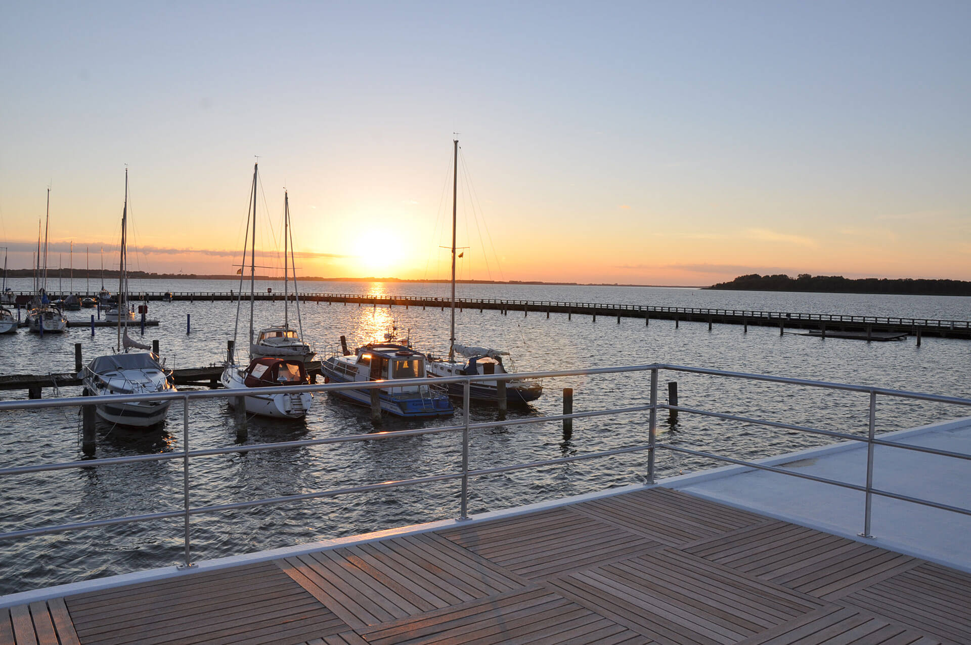 Die Hausboote in der Region Fischland-Darß-Zingst